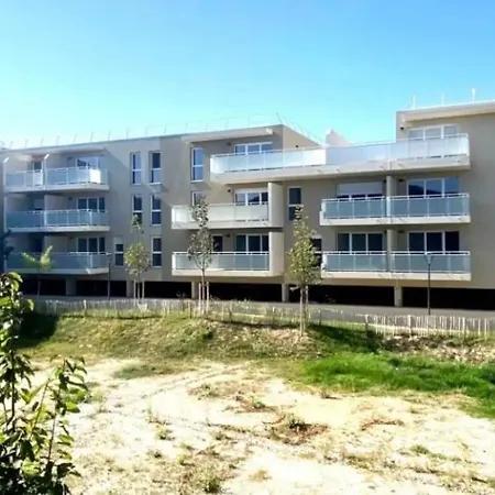 Beau T2 Arlesien Apartment